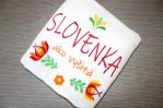 Slovenka ako vyšitá_osuška_detail2